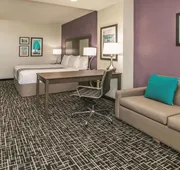 La Quinta Inn & Suites by Wyndham Dallas - Richardson hotel detail image 7