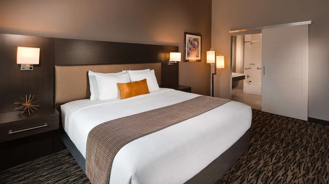Best Western Plus Executive Residency Baytown hotel detail image 6