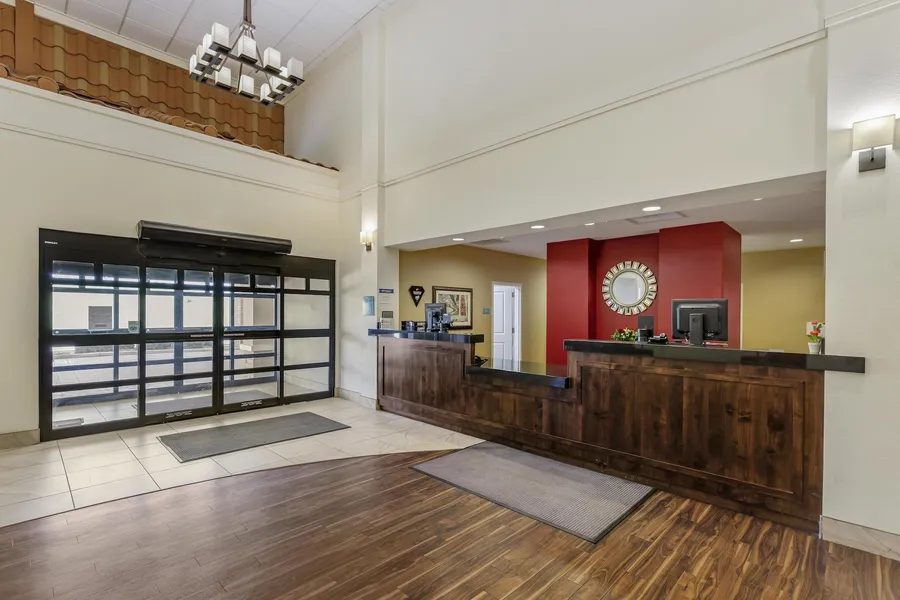 Best Western Plus Hudson Hotel & Suites hotel detail image 6