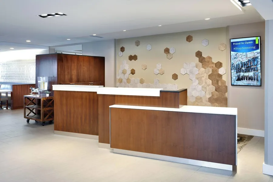 Fairfield Inn & Suites by Marriott Springfield North hotel detail image 2
