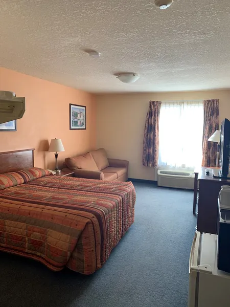 Aurora Park Inn & Suites hotel detail image 6