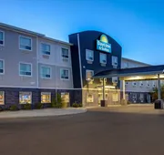 Days Inn & Suites by Wyndham Warman hotel detail image 5