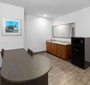 Days Inn & Suites by Wyndham Lubbock Medical Center hotel detail image 4