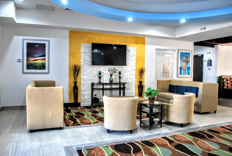 Days Inn & Suites by Wyndham Lubbock Medical Center hotel detail image 6