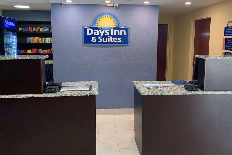 Days Inn & Suites by Wyndham Tampa/Raymond James Stadium hotel detail image 6