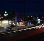 Holiday Inn Express & Suites Pittsburgh - Monroeville by IHG hotel detail image 5