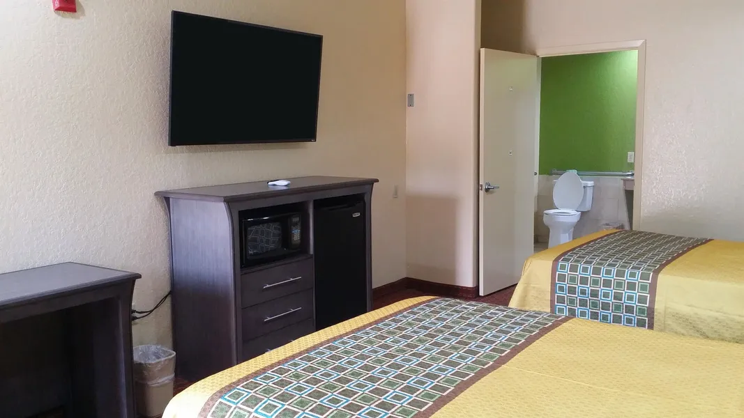 Americas Best Value Inn & Suites Houston NE hotel detail image 6