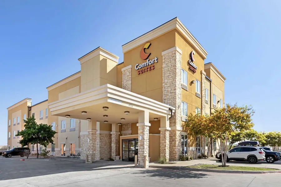 Comfort Suites West Dallas - Cockrell Hill hotel detail image 2