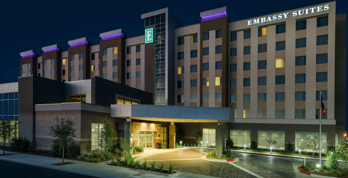 Embassy Suites by Hilton College Station, TX hotel detail image 2