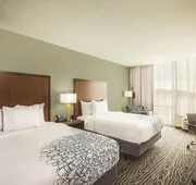 La Quinta Inn & Suites by Wyndham Wichita Northeast hotel detail image 7