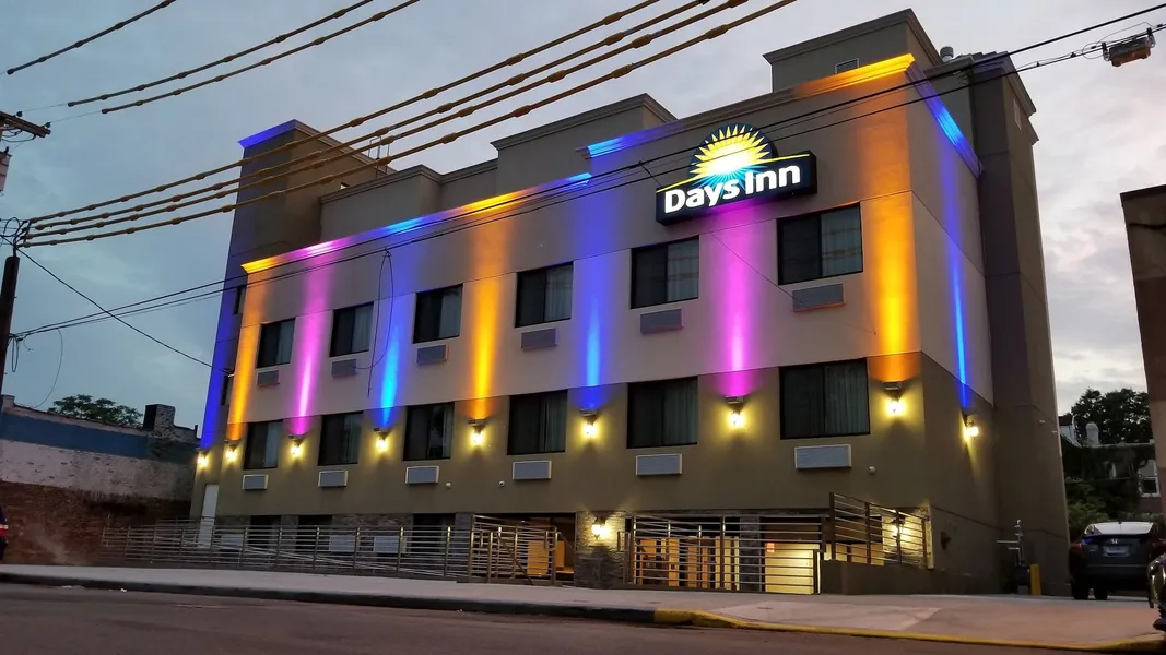 Days Inn by Wyndham Brooklyn Marine Park hotel detail image 2