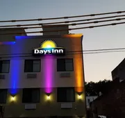 Days Inn by Wyndham Brooklyn Marine Park hotel detail image 3