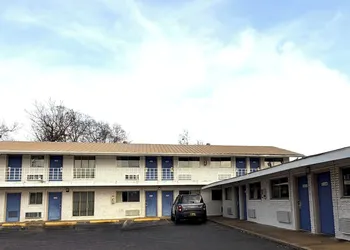 Trade Wind Motel Jacksonville TX US 69 hotel thumbnail 2