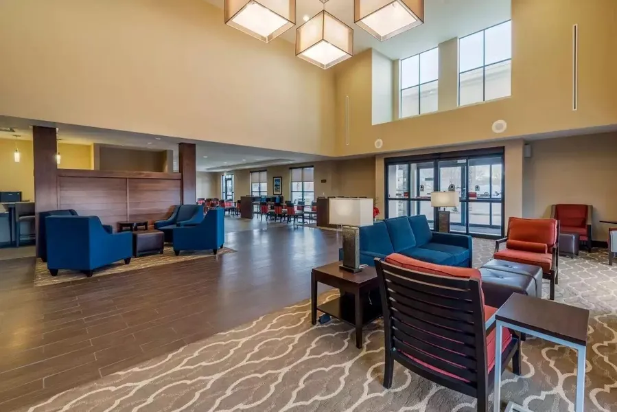Comfort Suites Denver near Anschutz Medical Campus hotel detail image 2