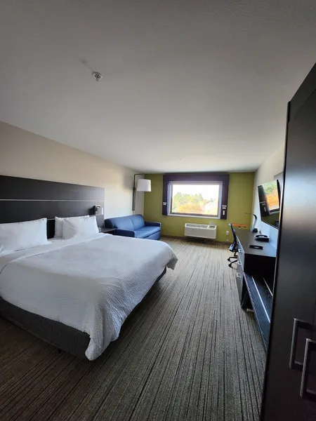 Holiday Inn Express & Suites Camas - Vancouver by IHG hotel detail image 6
