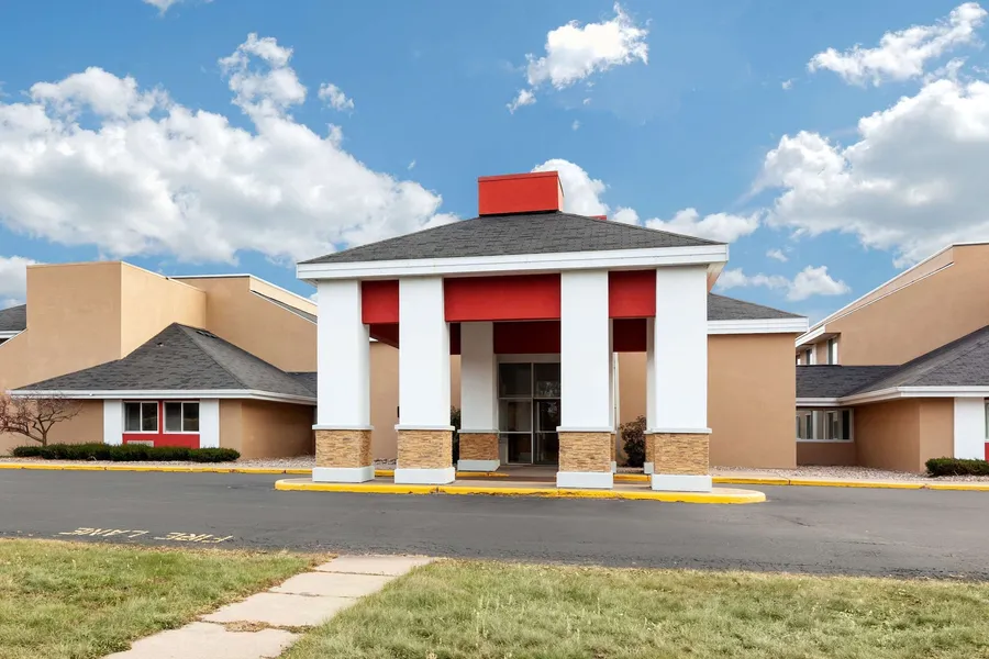 Econo Lodge Wausau - Rothschild hotel detail image 2
