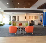 Holiday Inn Express & Suites Charlotte NE - University Area by IHG hotel detail image 7