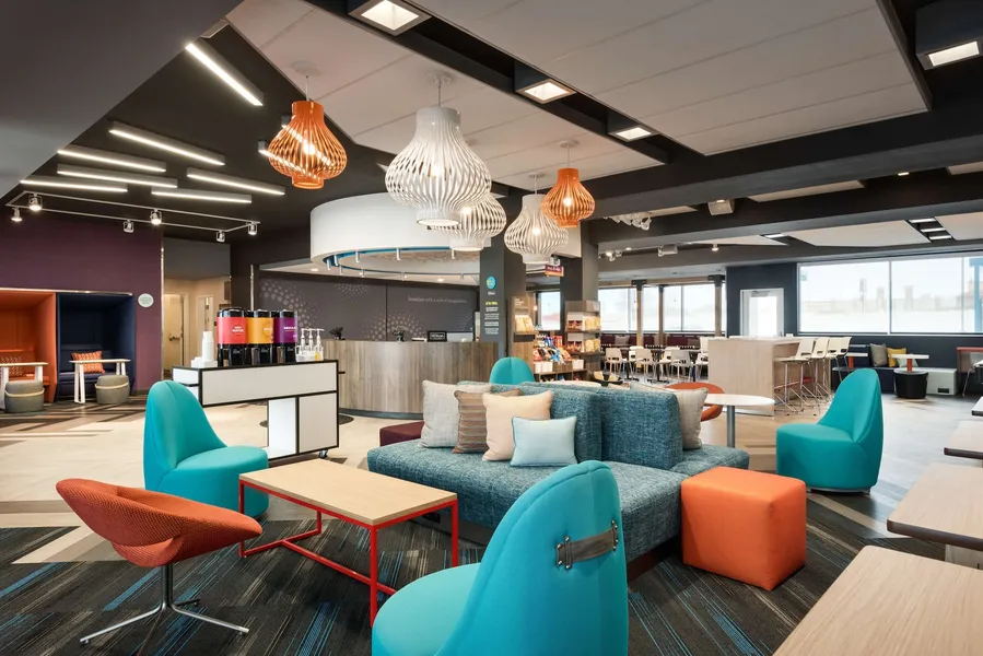 Tru by Hilton Cedar Rapids Westdale hotel detail image 6