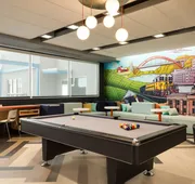 Tru by Hilton Cedar Rapids Westdale hotel detail image 7