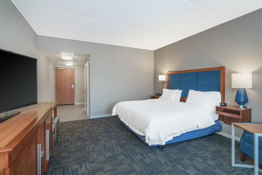 Hampton Inn & Suites Newburgh Stewart Airport hotel detail image 6
