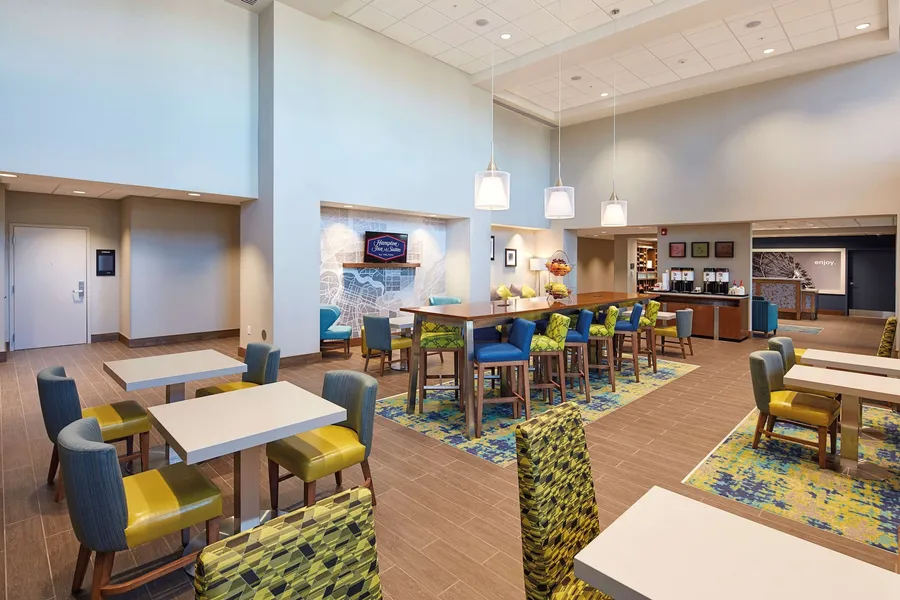 Hampton Inn & Suites Sacramento at Csus hotel detail image 6