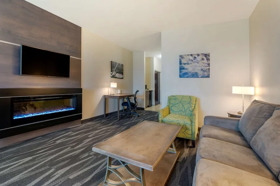 Best Western Plus Centralia Hotel & Suites hotel detail image 6