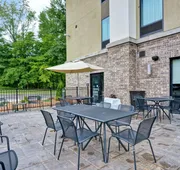 Hampton Inn & Suites Ashland hotel detail image 3