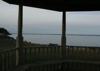Amherst Shore Country Inn hotel thumbnail 7