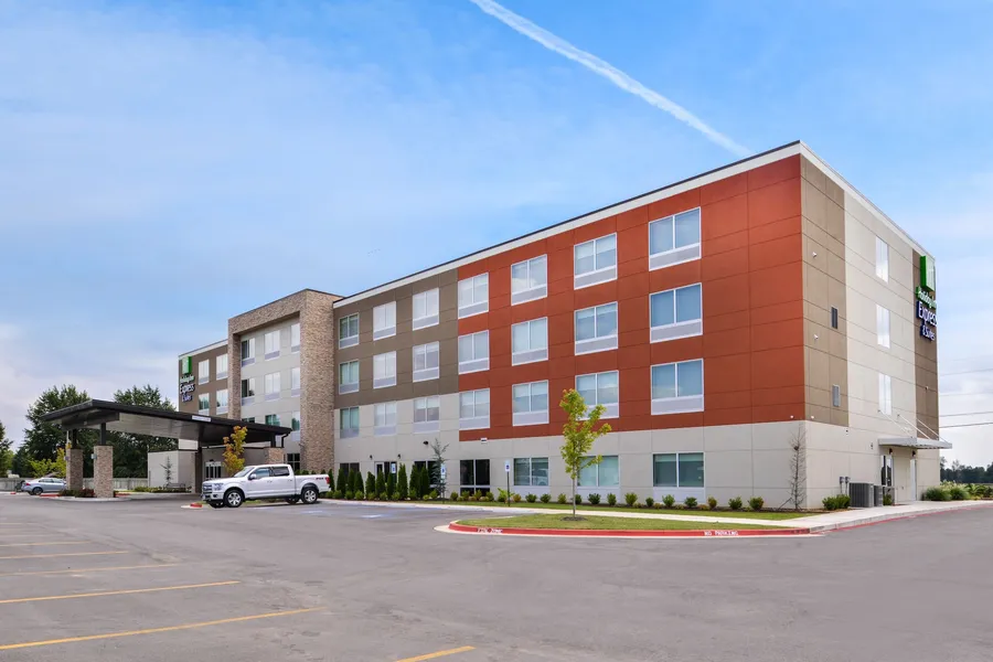 Holiday Inn Express & Suites Siloam Springs by IHG hotel detail image 2