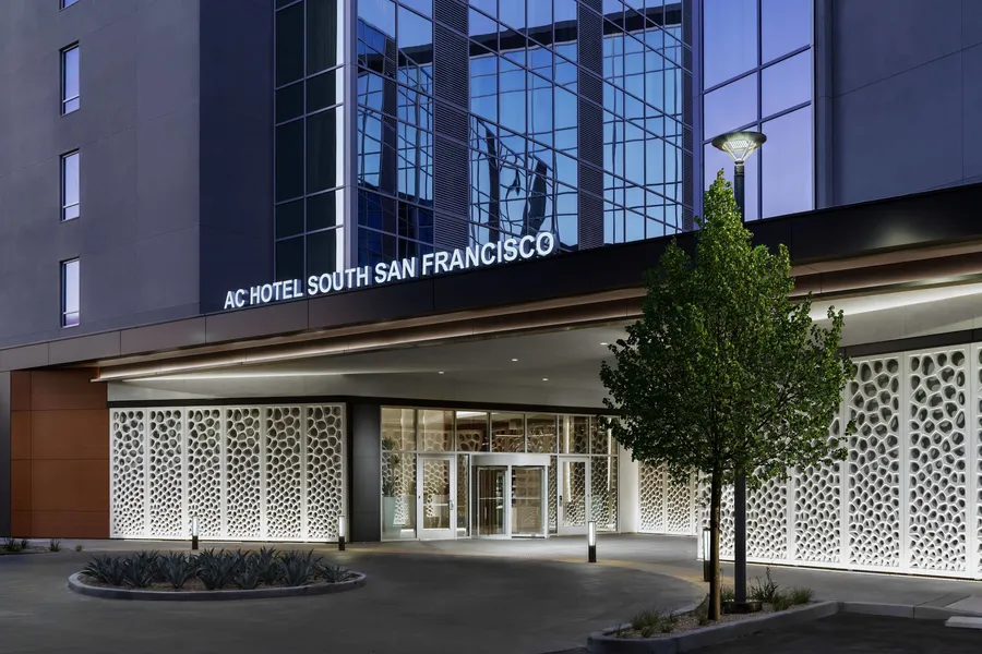 AC Hotel by Marriott San Francisco Airport Oyster Point/Waterfront hotel detail image 2