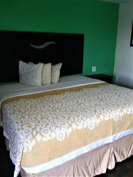 Budget Inn hotel detail image 6