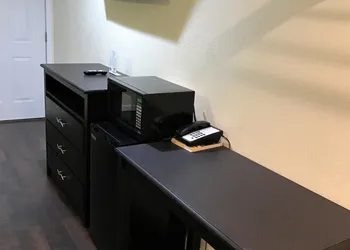 Budget Inn hotel thumbnail 8