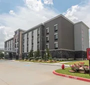 Comfort Suites Meridian and I-40 hotel detail image 5