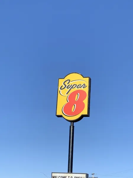 Super 8 by Wyndham O Neill NE hotel detail image 2