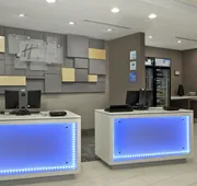 Holiday Inn Express & Suites Columbus North by IHG hotel detail image 3