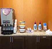 Comfort Suites Near Sam Houston Race Park hotel detail image 4
