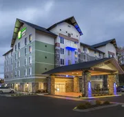 Holiday Inn Express & Suites Seattle South - Tukwila by IHG hotel detail image 7