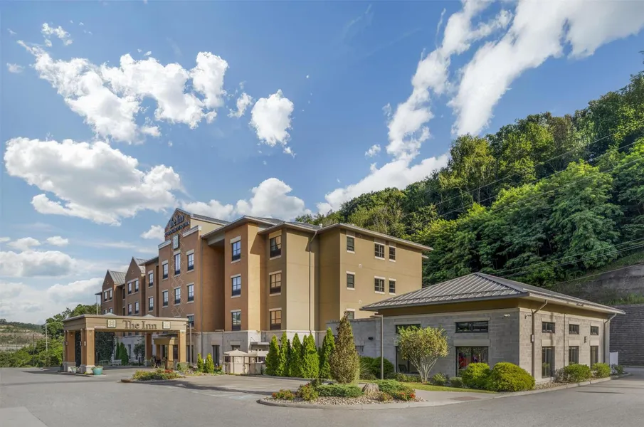 Best Western Plus Franciscan Square Inn and Suites hotel detail image 6