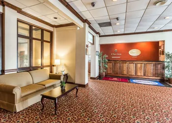 Suburban Extended Stay Hotel Fairmont hotel thumbnail 5