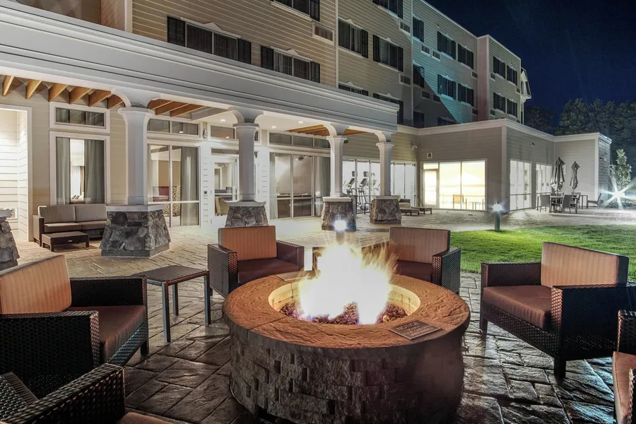 Courtyard by Marriott Lenox Berkshires hotel detail image 2