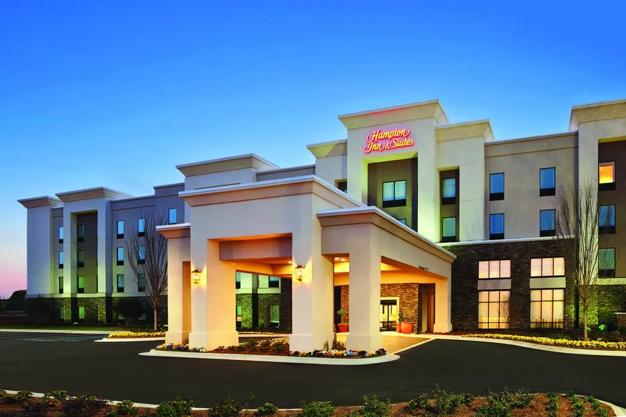 Hampton Inn & Suites Huntsville/Research Park Area hotel detail image 2