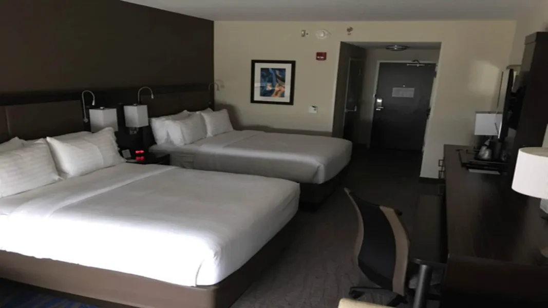 Holiday Inn Paducah Riverfront by IHG hotel detail image 6