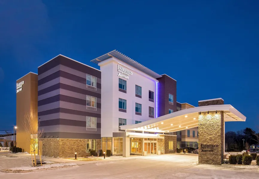 Fairfield Inn & Suites by Marriott Boston Walpole hotel detail image 2