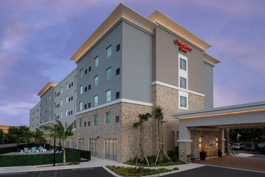 Hampton Inn Miami - Airport East, FL hotel detail image 2