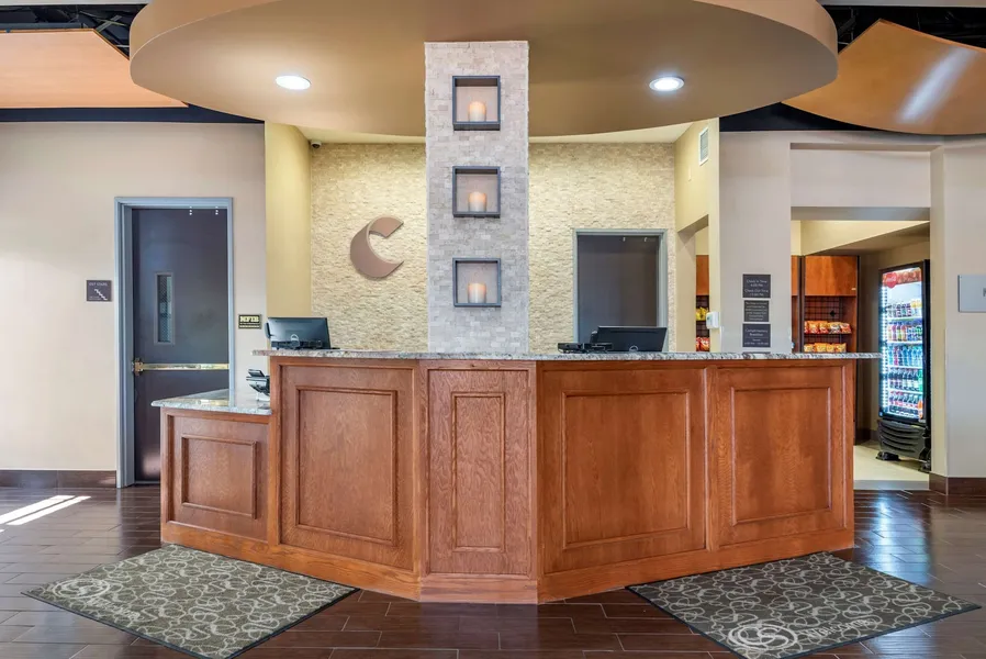 Comfort Suites University hotel detail image 2