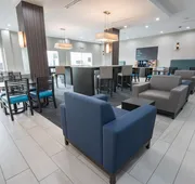 Holiday Inn Express & Suites Houston - Hobby Airport Area by IHG hotel detail image 4
