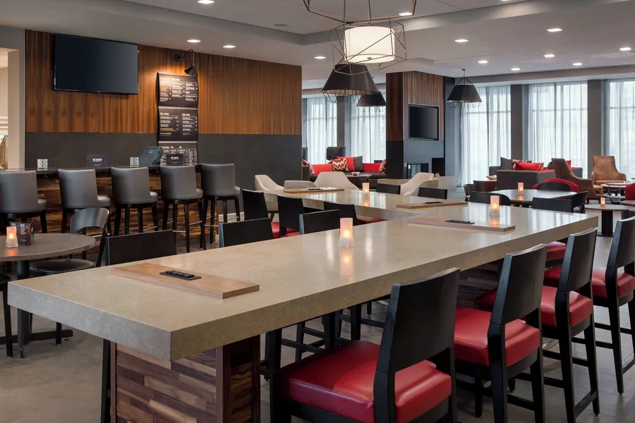 Courtyard by Marriott Pullman hotel detail image 6