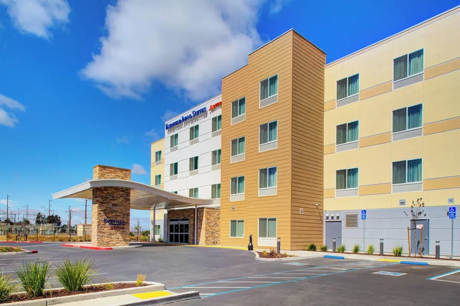 Fairfield Inn & Suites by Marriott Hollister hotel detail image 2