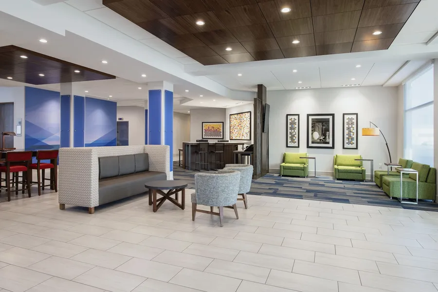 Holiday Inn Express & Suites Kelowna - East by IHG hotel detail image 2
