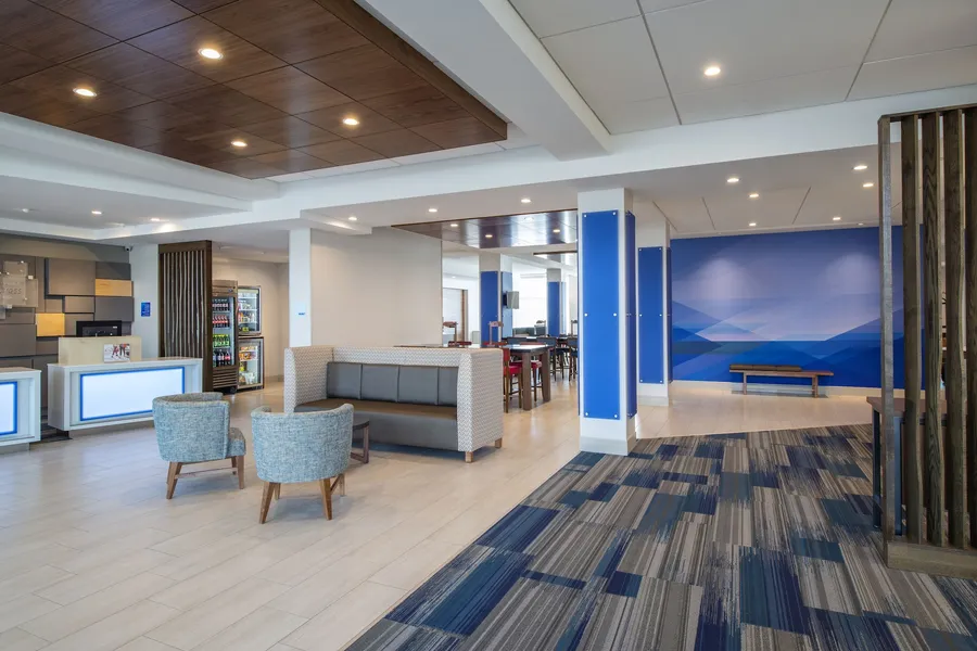 Holiday Inn Express & Suites Kelowna - East by IHG hotel detail image 6